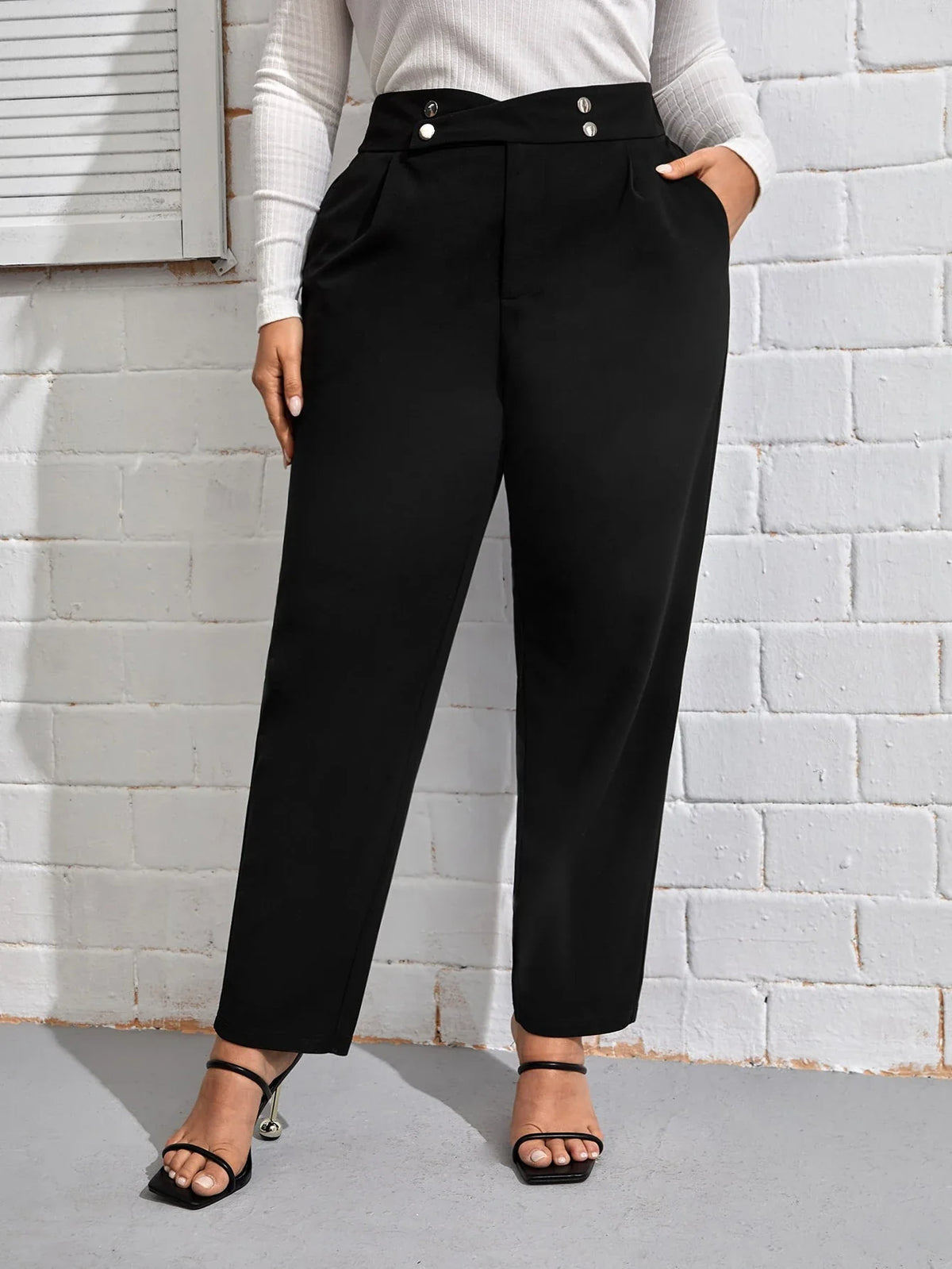 Calça Plus Size Feminina Alfaiataria