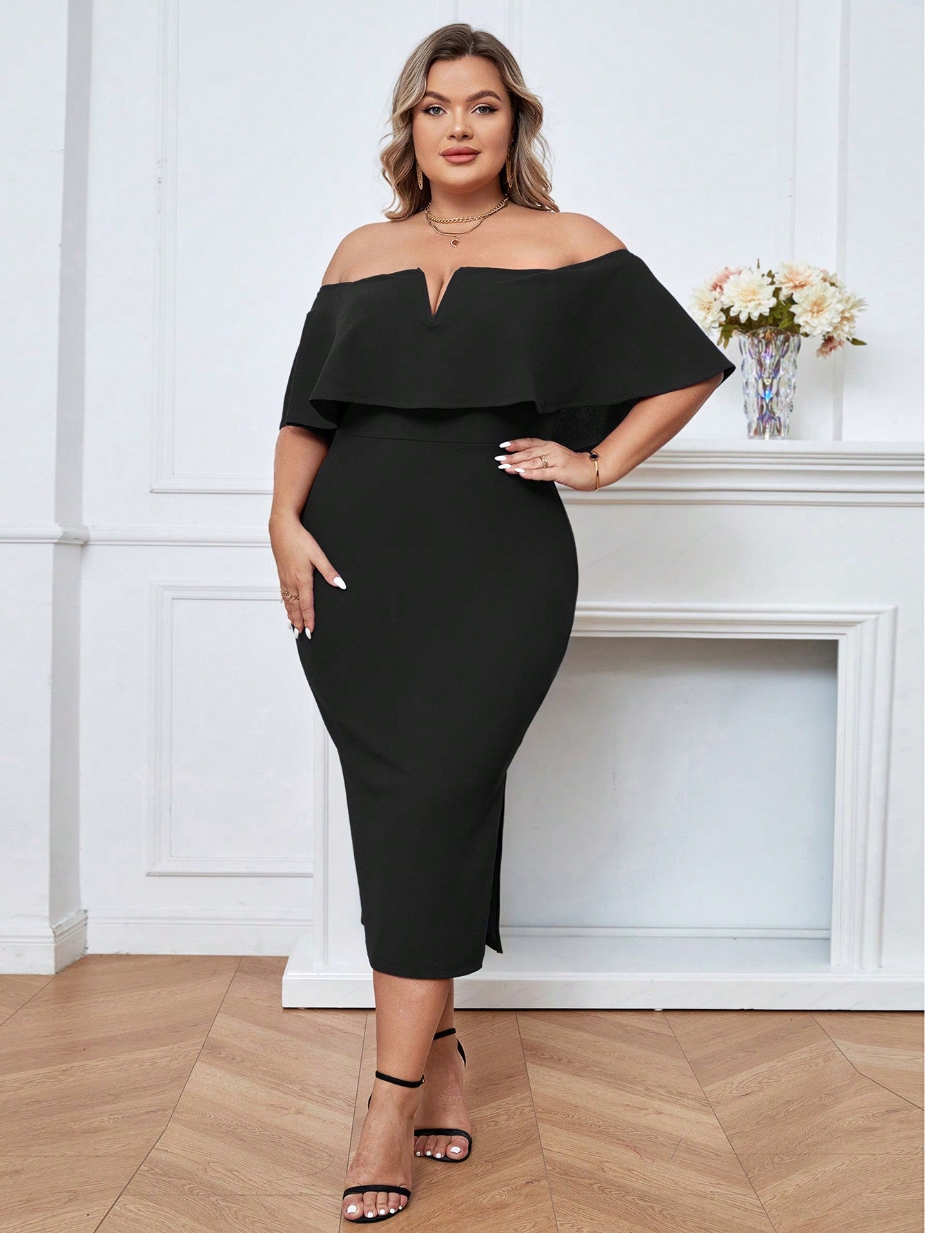 Vestido Midi Plus Size Minimalista