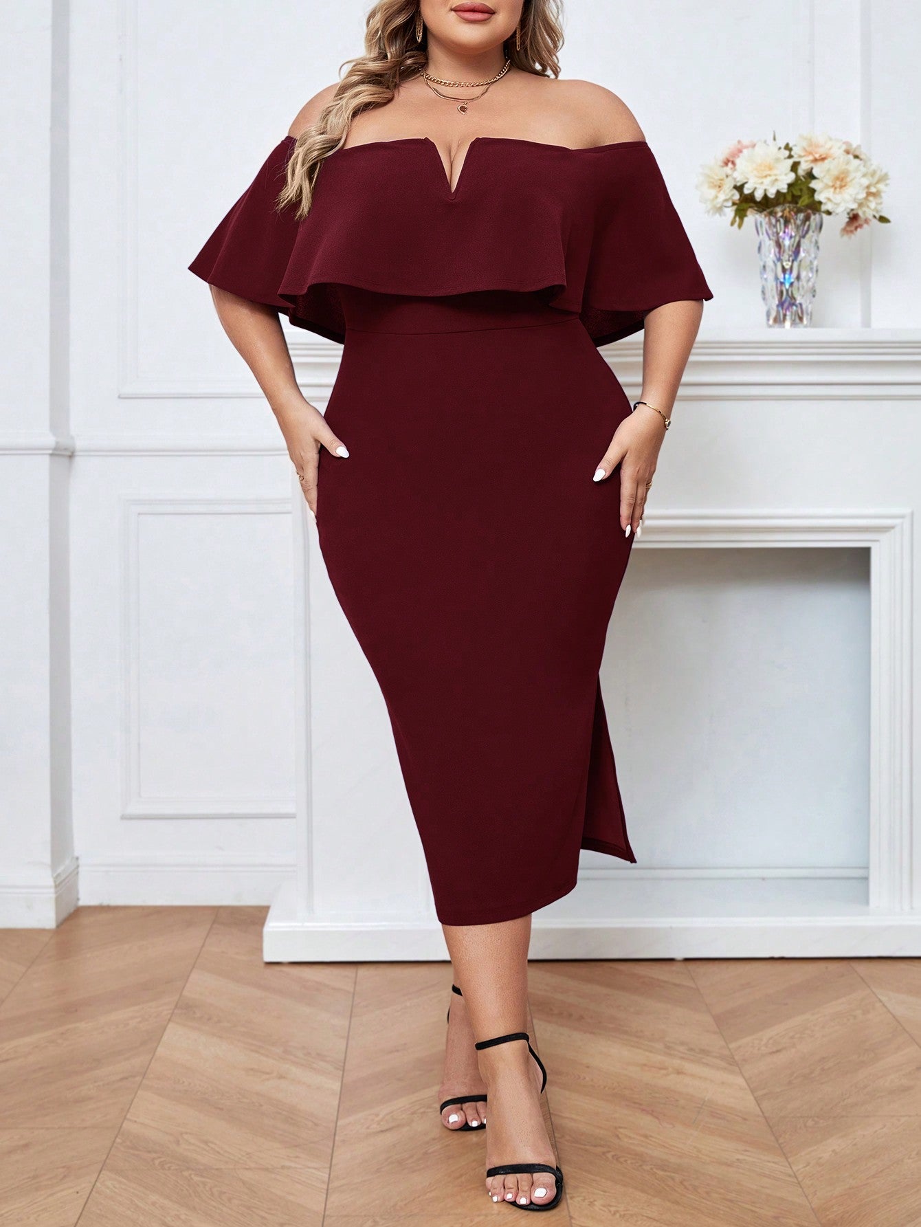 Vestido Midi Plus Size Minimalista