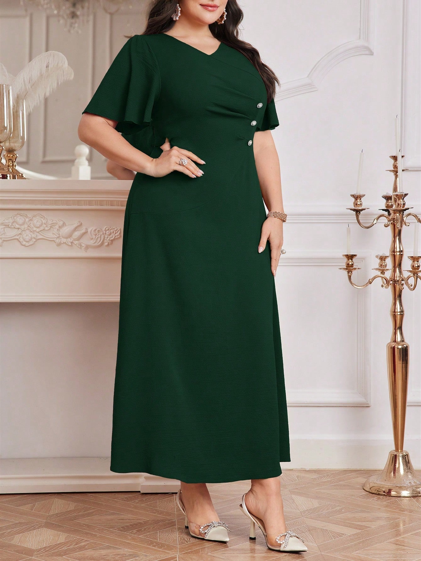 Vestido Longo Plus Size Feminino com Botões Laterais