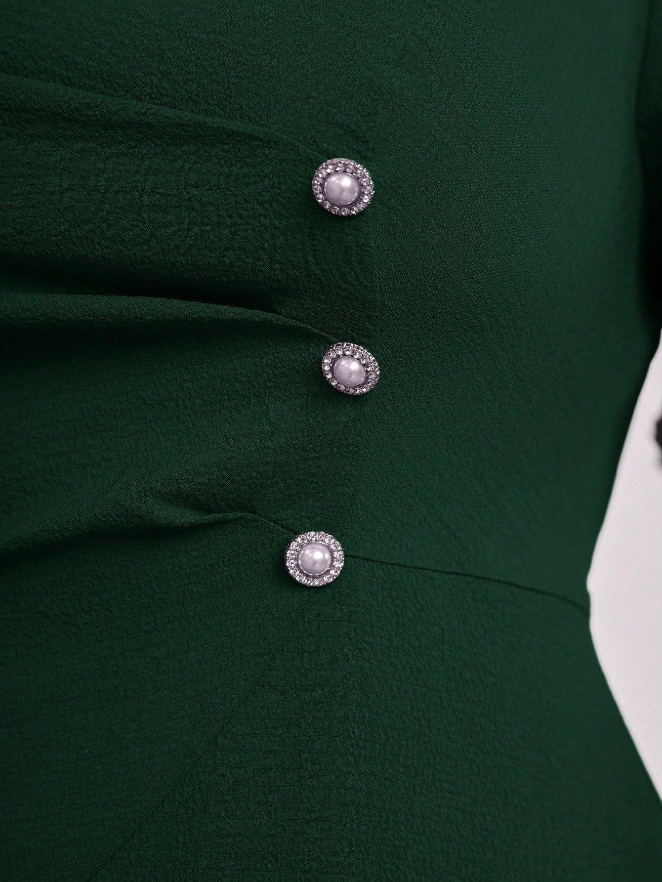 Vestido Longo Plus Size Feminino com Botões Laterais