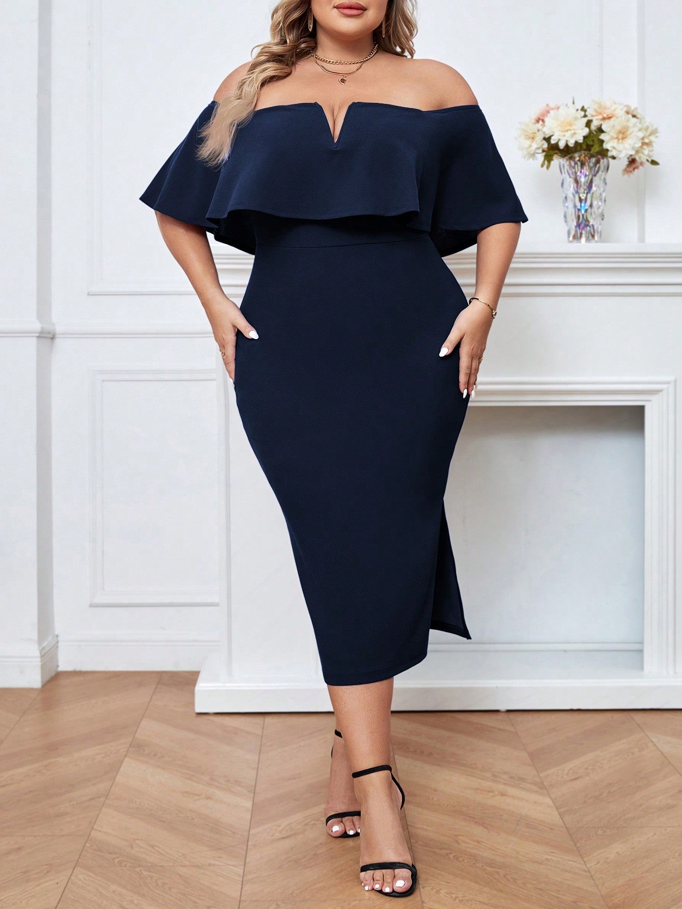 Vestido Midi Plus Size Minimalista