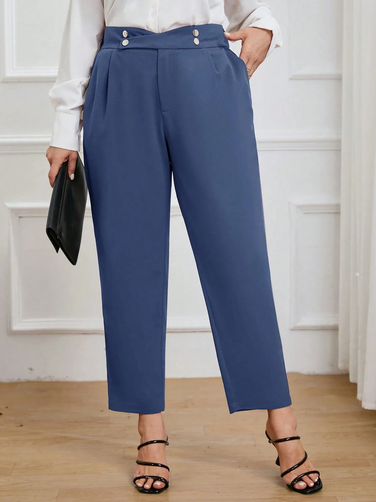 Calça Plus Size Feminina Alfaiataria