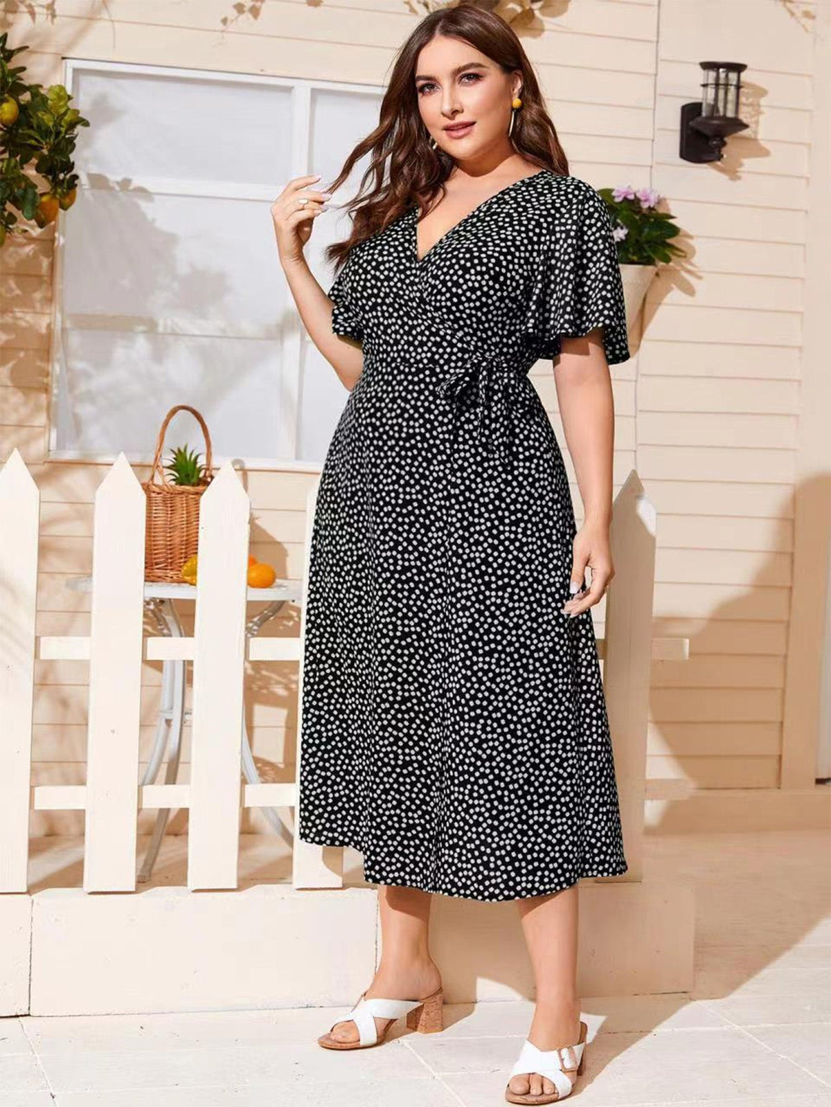 Vestido Midi Plus Size Feminino
