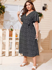 Vestido Midi Plus Size Feminino