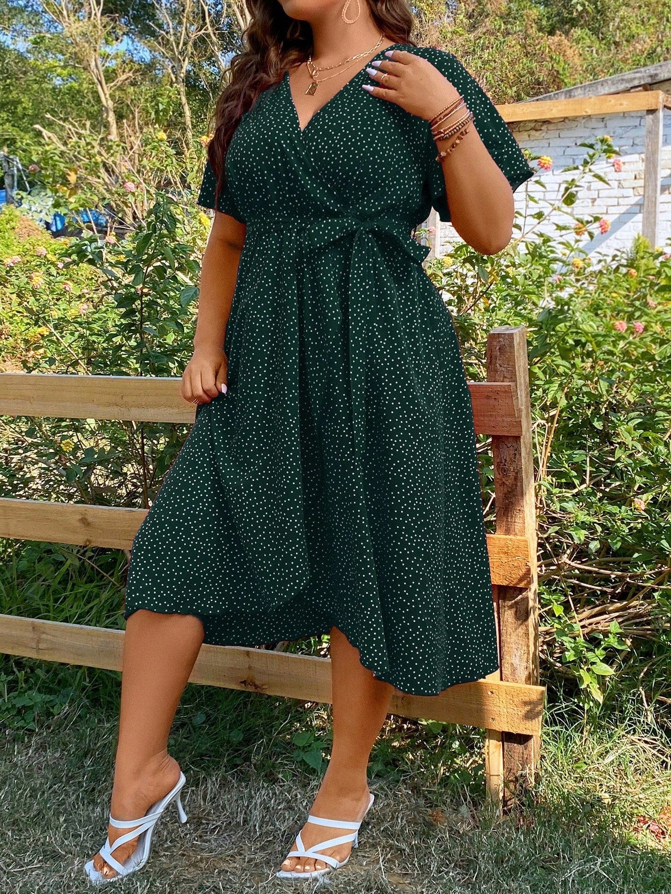 Vestido Midi Plus Size Feminino Envelope