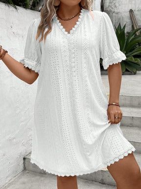 Vestido Curto Plus Size