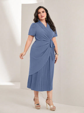 Vestido Midi Plus Size Elegante Plissado