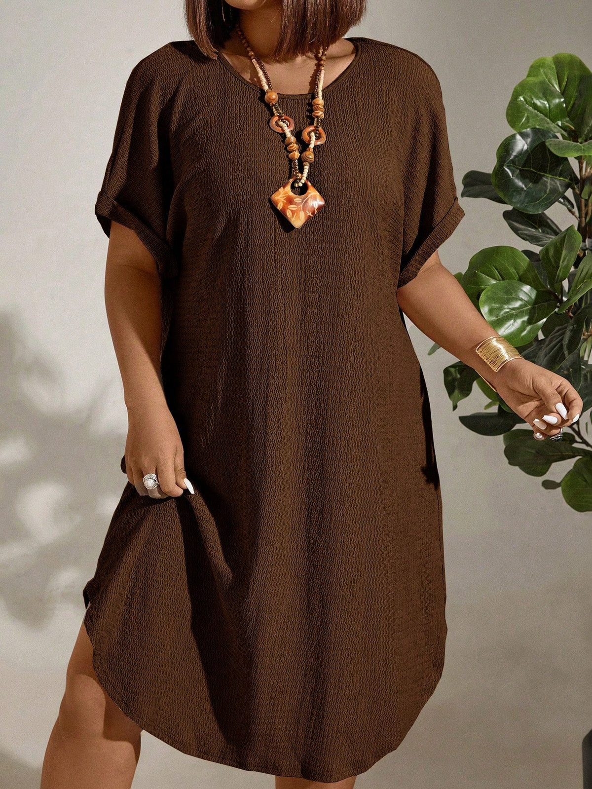 Vestido Midi Plus Size Manga Morcego