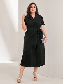 Vestido Midi Plus Size Elegante Plissado