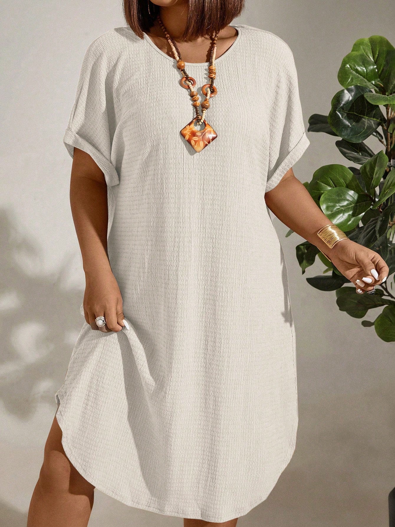 Vestido Midi Plus Size Manga Morcego