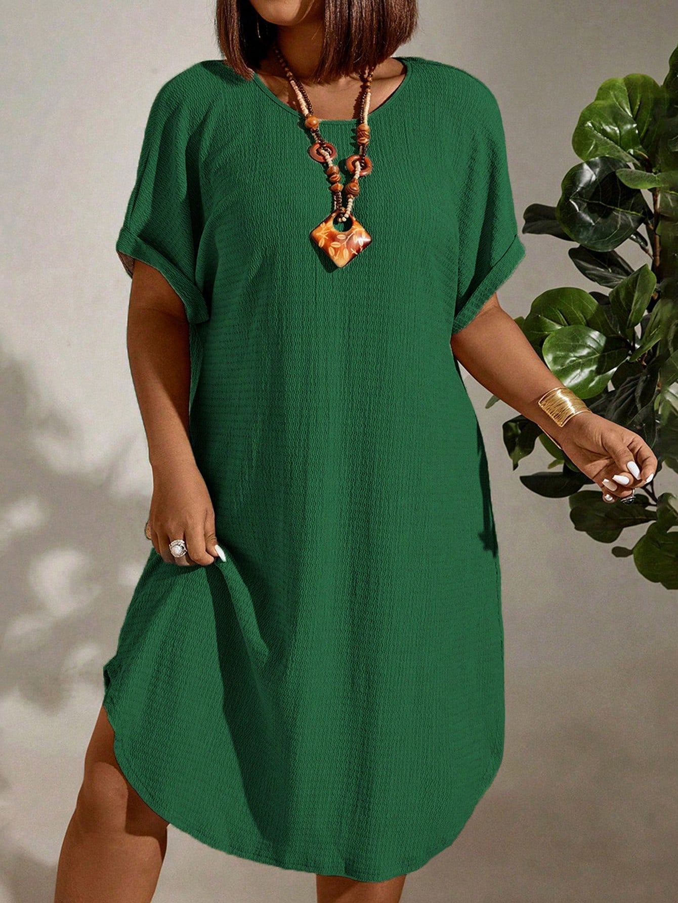 Vestido Midi Plus Size Manga Morcego