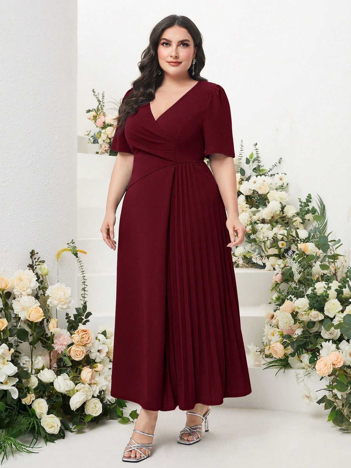 Vestido Social Plus Size Midi Feminino